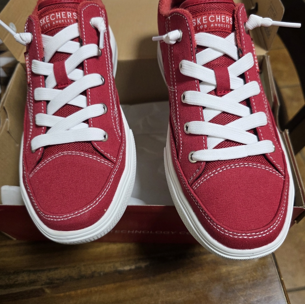 Skechers Vibrant Red Sneakers with White Accents Arch Fit